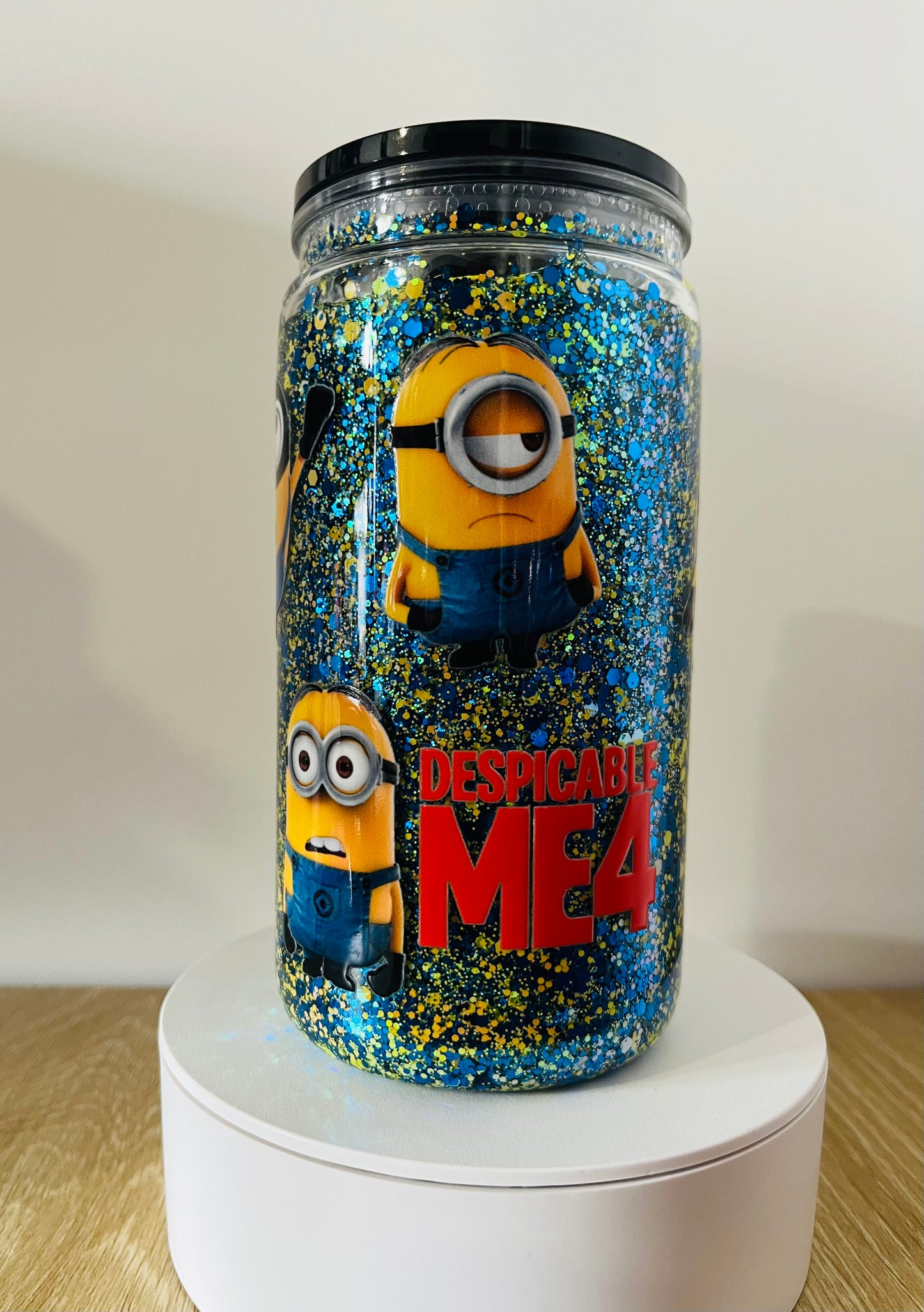Minions - Acrylic Snowglobe Tumbler
